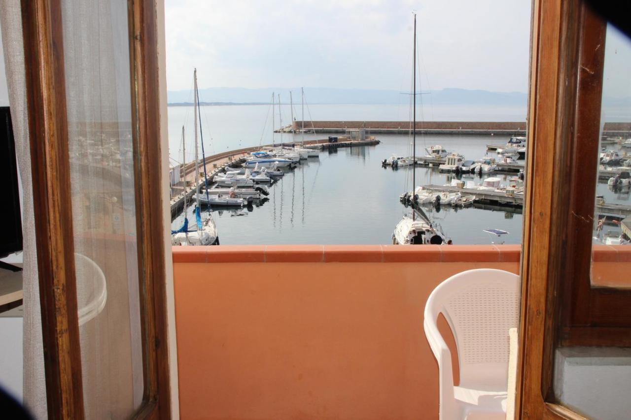 איזולה רוסה Borgo Spiaggia Vista Mare מראה חיצוני תמונה