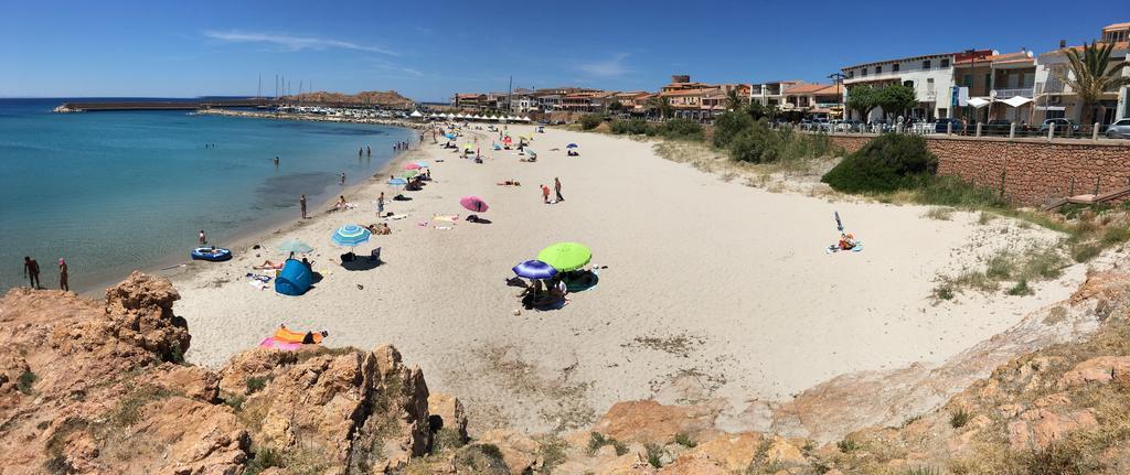 דירות איזולה רוסה Borgo Spiaggia Vista Mare מראה חיצוני תמונה