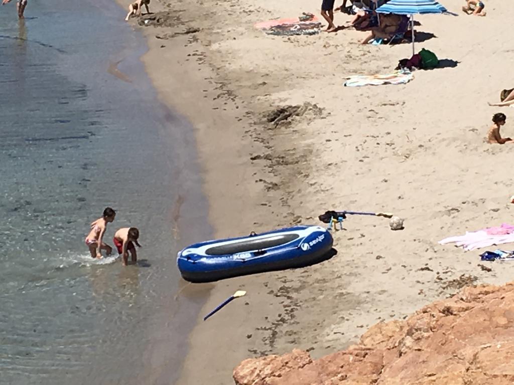 דירות איזולה רוסה Borgo Spiaggia Vista Mare מראה חיצוני תמונה